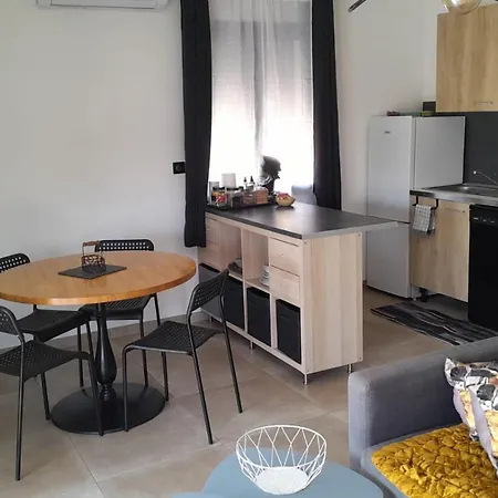 5 Mn De La Milla 2 Apartment *